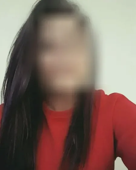 Aylin, 33