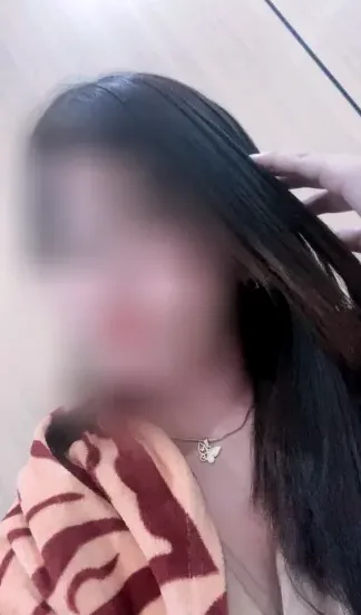Ela, 34
