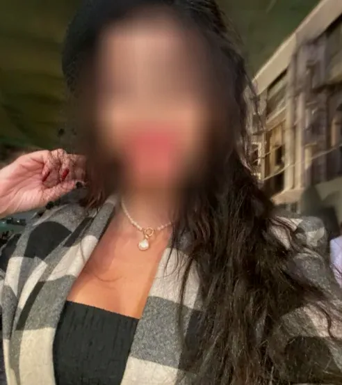 Fabienne, 40