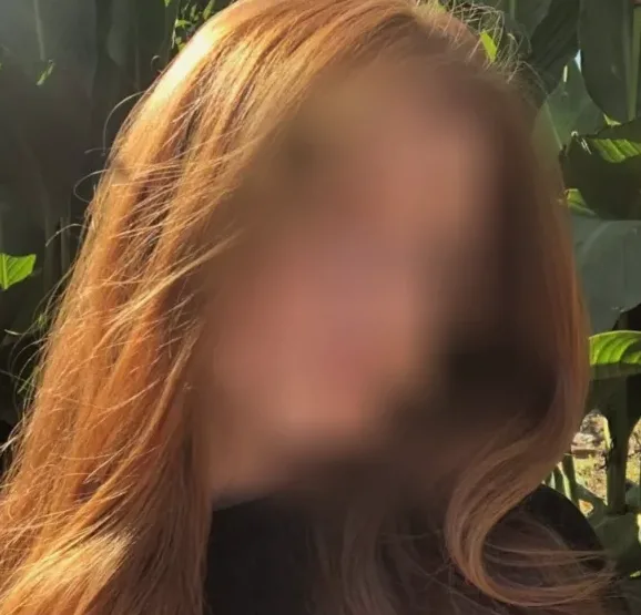 Jacqueline, 23