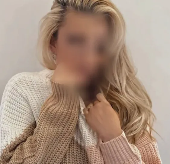 Janina, 36