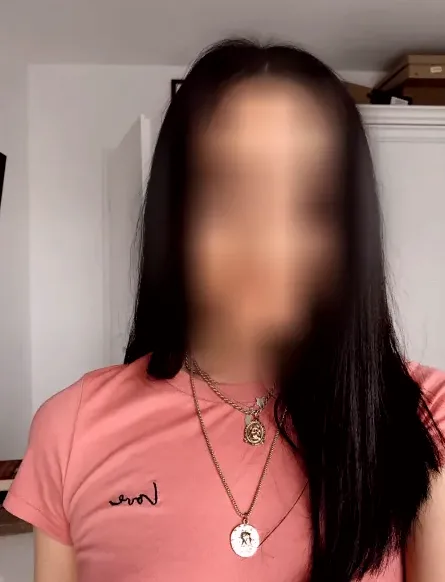 Juliane, 36
