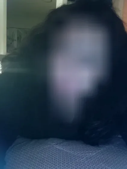 Nina, 39