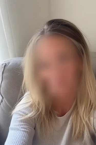 Sarah, 36