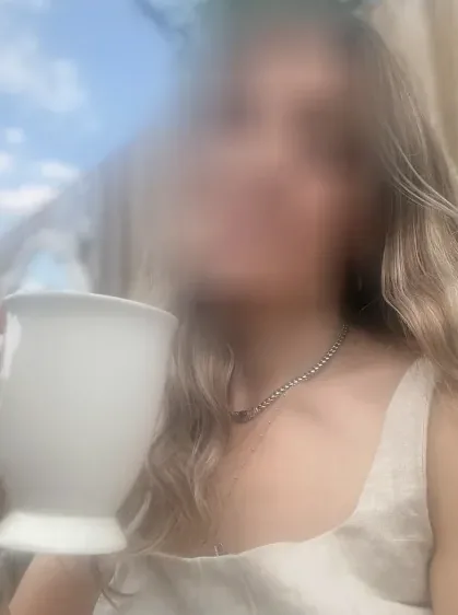 Sophia, 37