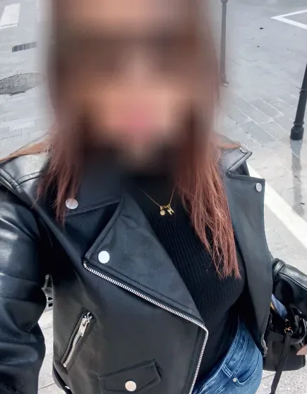 Viktoria, 36